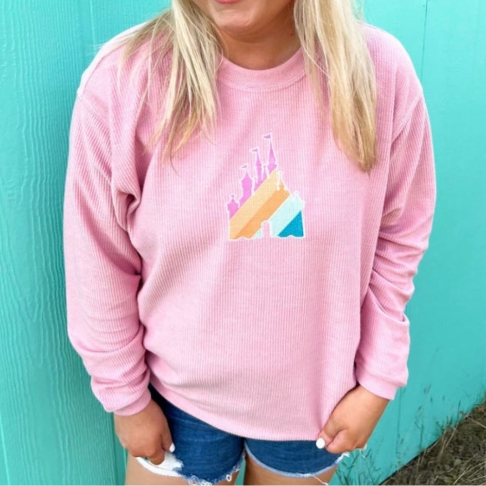 BRAND NEW IN PACKAGING MAGICAL CASTLE PINK SWEATSHIRT IN SIZE MEDIUM